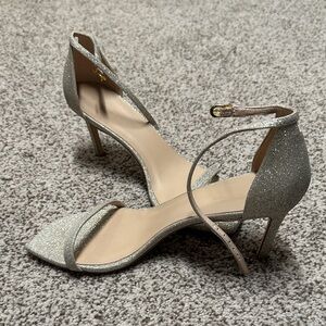 NWOB Stuart Weitzman Nudistcurve 85mm heels - sz 10